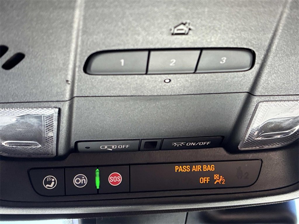 Used 2023 Cadillac XT4 Premium Luxury image 39