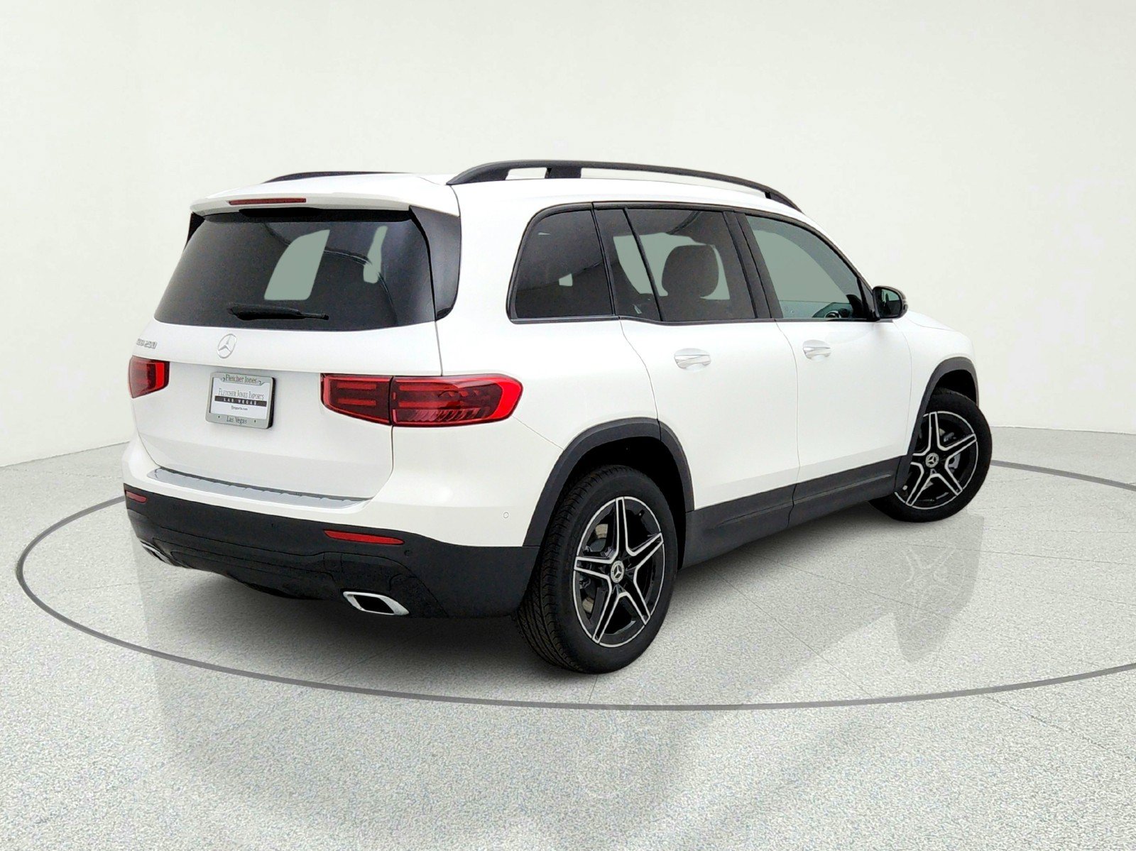 New 2026 Mercedes-Benz GLB 250 image 9