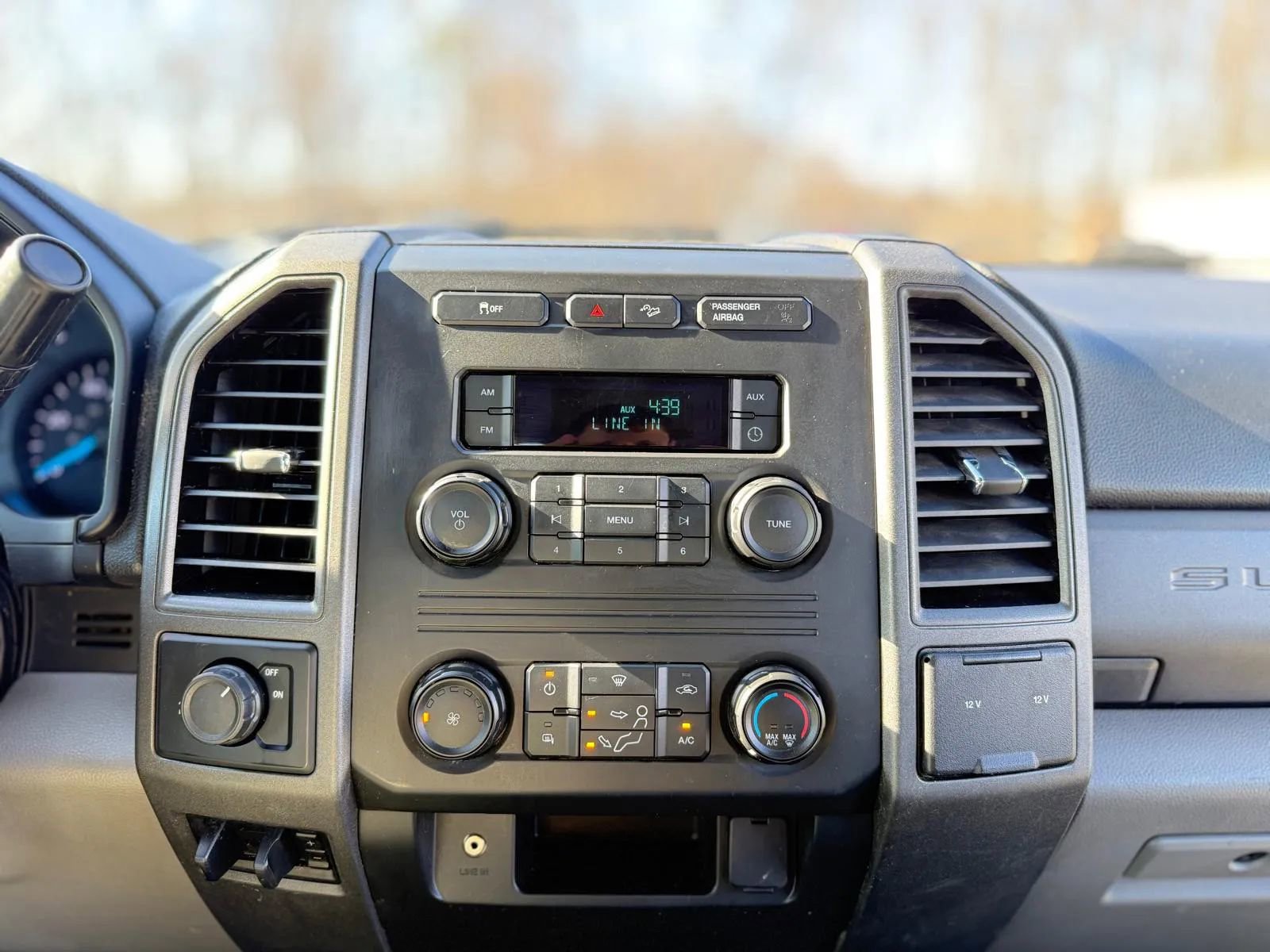 Used 2017 Ford F250 XL w/ Power Equipment Group image 17