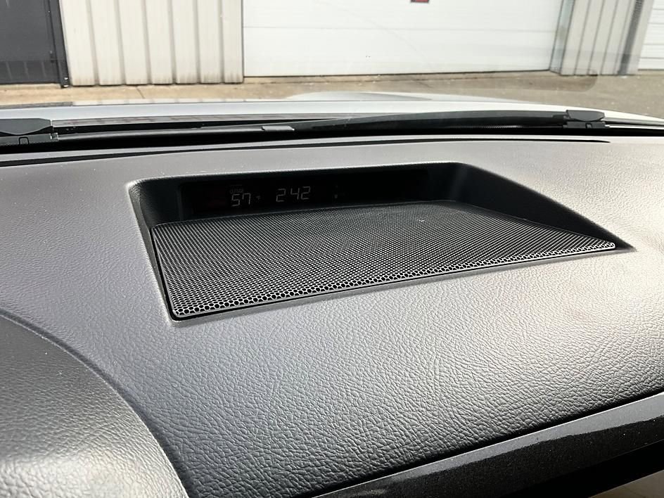 Used 2012 Toyota Tundra Limited w/ Platinum Pkg image 24