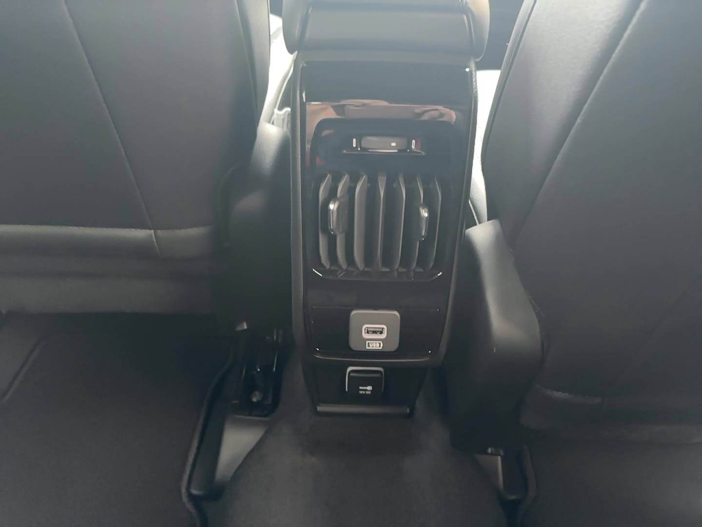 New 2026 Jeep Compass Limited AWD/4WD image 8
