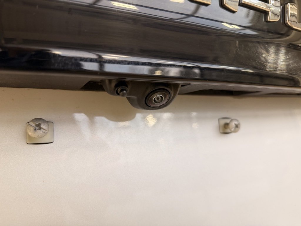 Used 2024 GMC Acadia Denali image 7