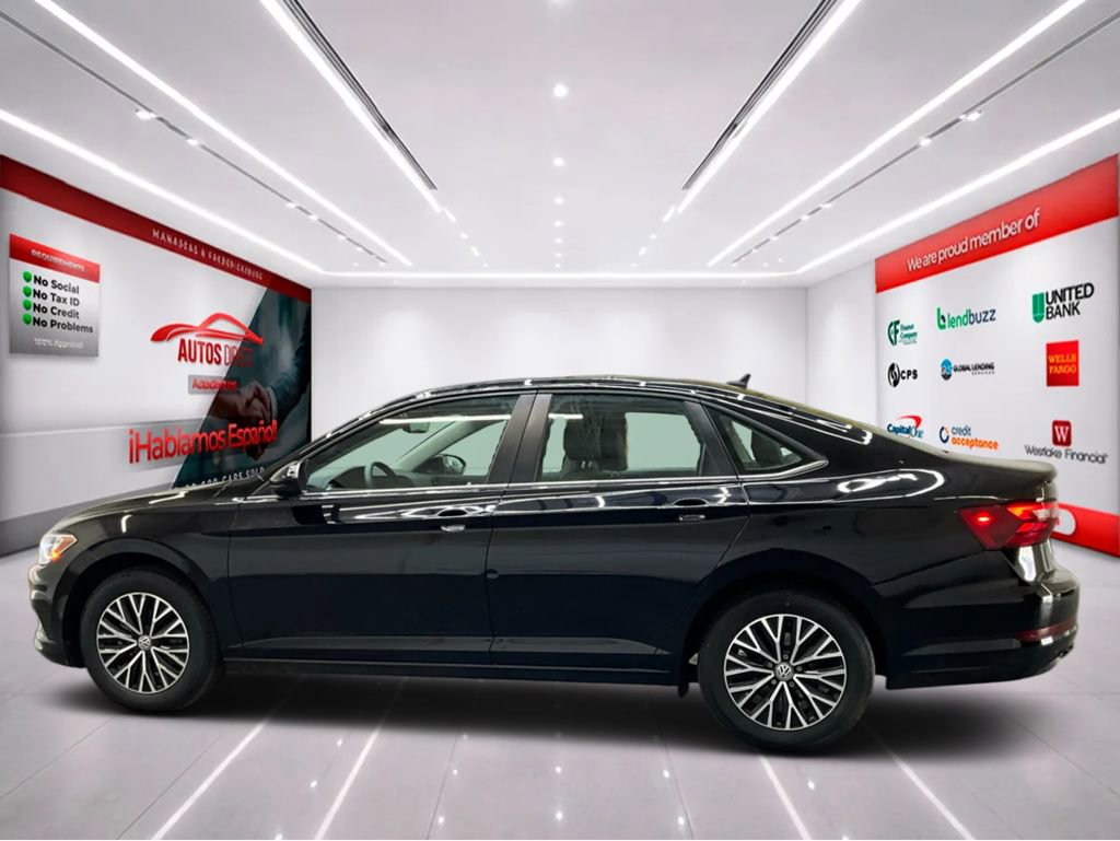 Used 2021 Volkswagen Jetta SE w/ SE Cold Weather Package image 5