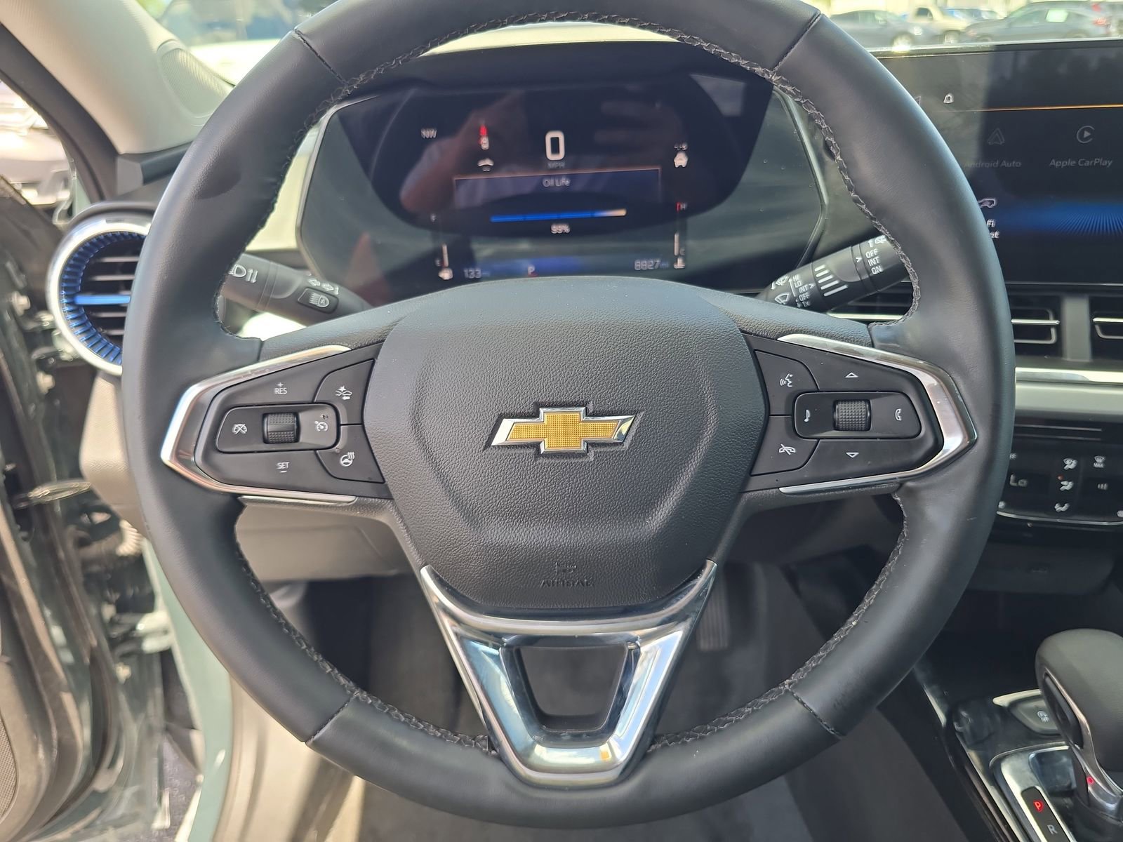 Used 2025 Chevrolet Trax LT w/ Driver Confidence Package image 23