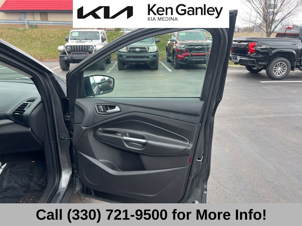 Used 2016 Ford Escape SE image 54