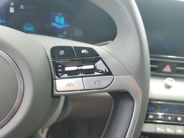 Certified 2024 Hyundai Elantra SEL FWD image 20