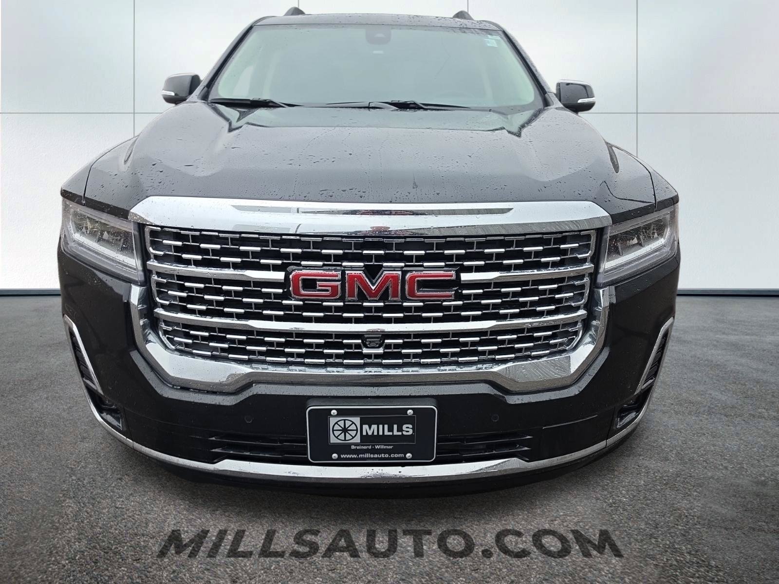 Used 2023 GMC Acadia Denali w/ Black Diamond Edition AWD/4WD image 2
