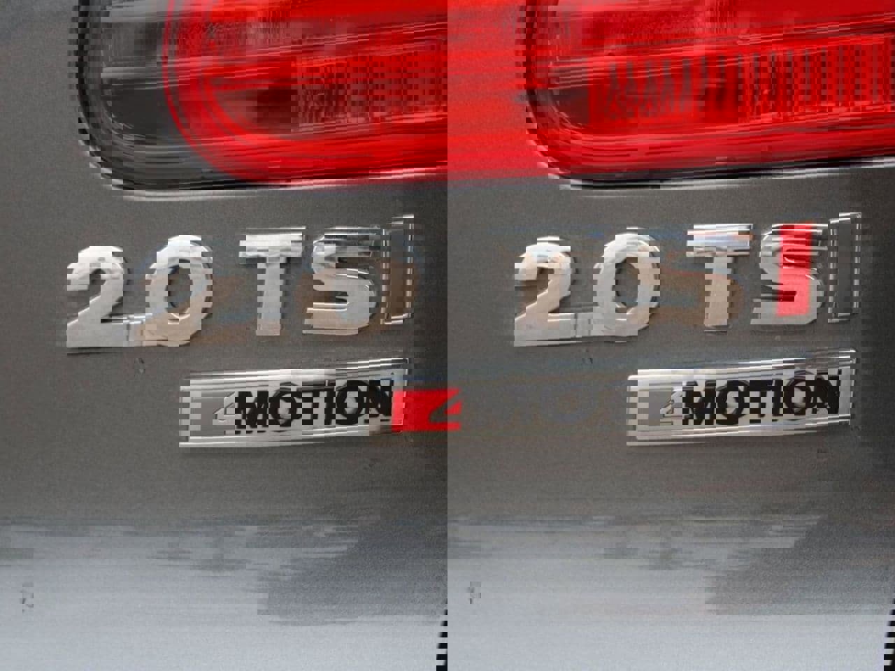 Used 2016 Volkswagen Tiguan image 12