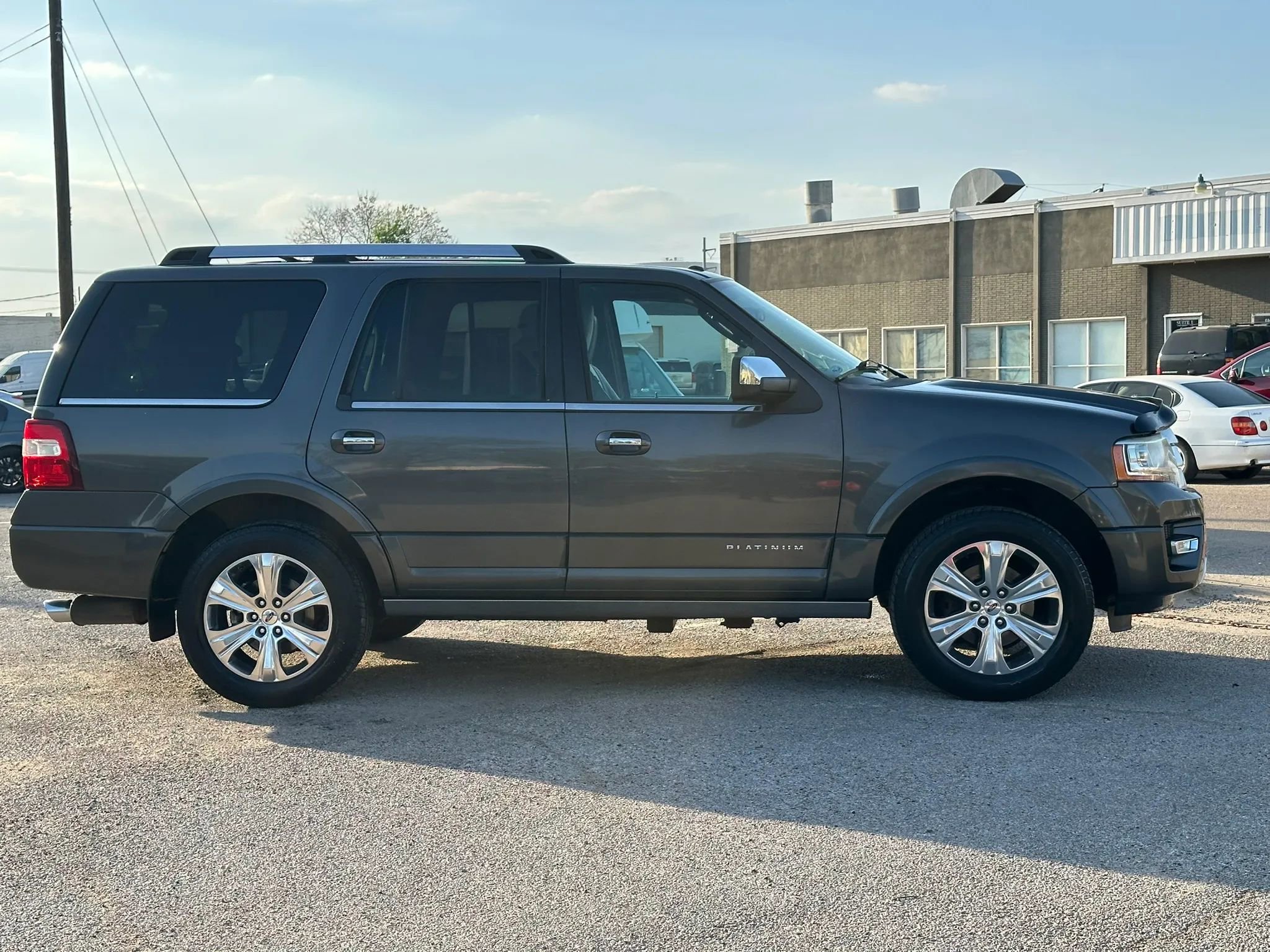Used 2015 Ford Expedition Platinum image 8