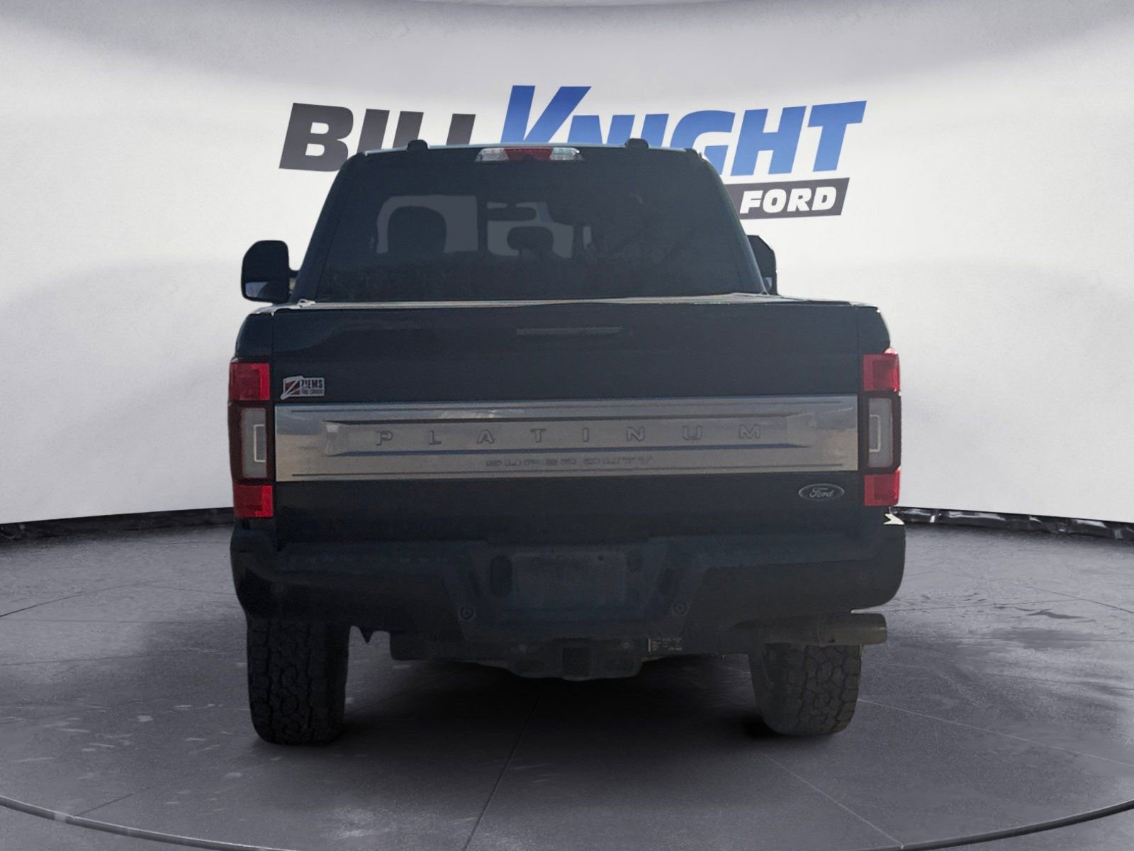 Used 2021 Ford F250 Platinum w/ FX4 Off-Road Package image 4