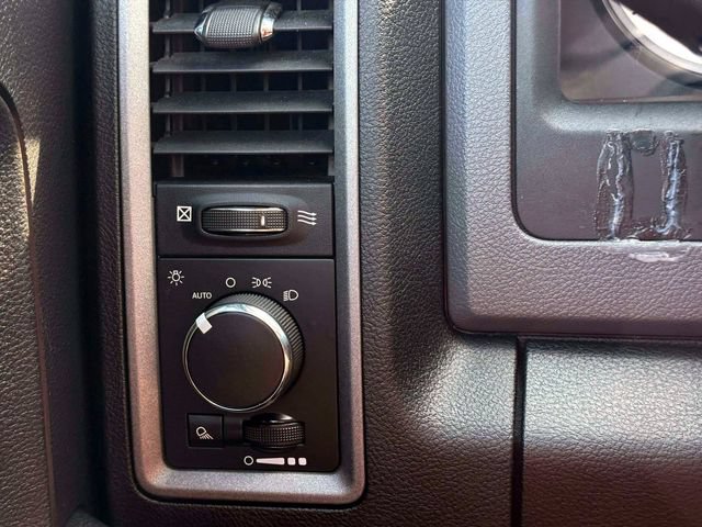 Used 2015 RAM 1500 ST w/ SXT Appearance Group AWD/4WD image 20