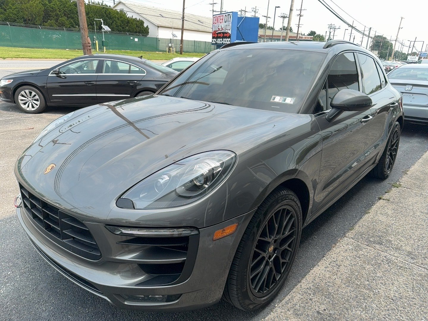 Used 2018 Porsche Macan GTS AWD/4WD image 6