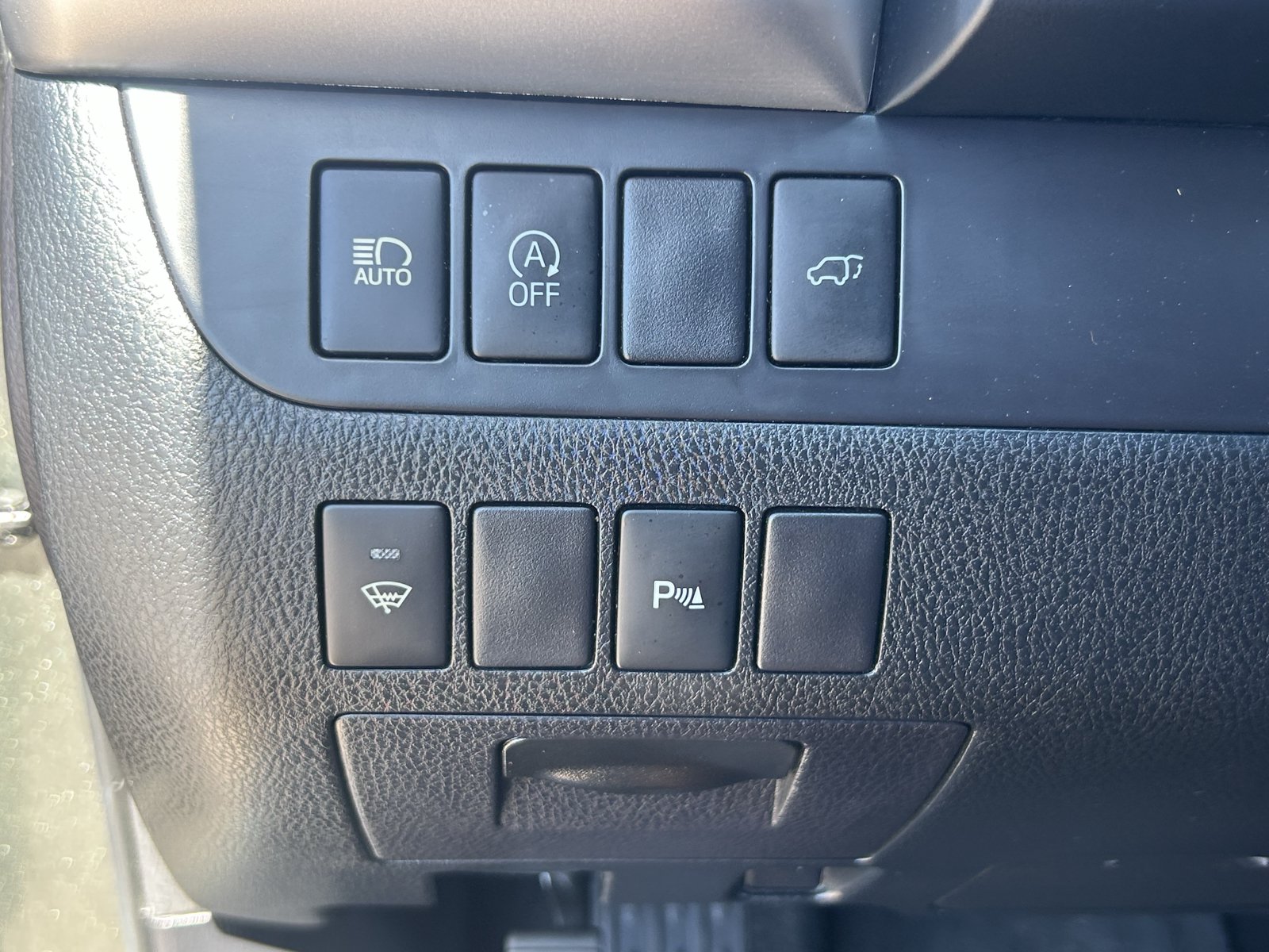 Used 2017 Toyota Highlander Limited FWD image 34