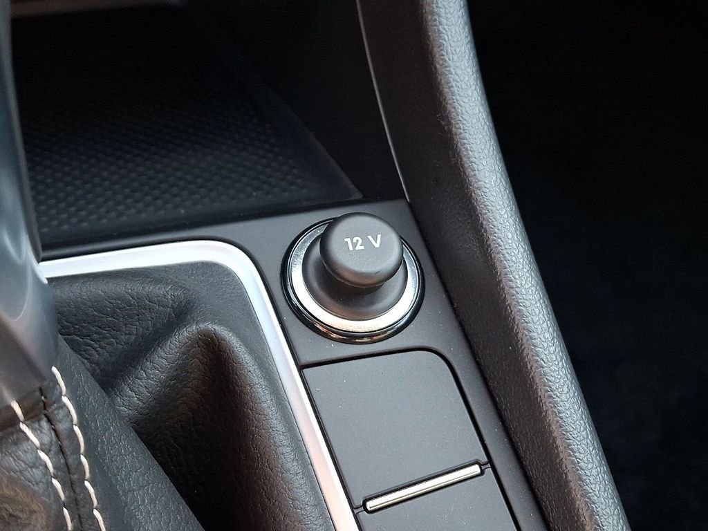 Used 2025 Volkswagen Jetta S image 23