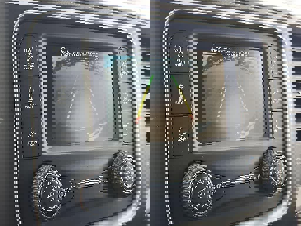 Used 2018 RAM 1500 Express image 29