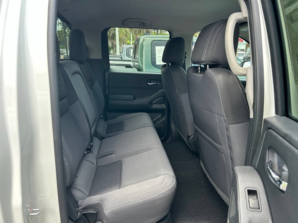 Certified 2025 Nissan Frontier SV w/ SV Convenience Package AWD/4WD image 44