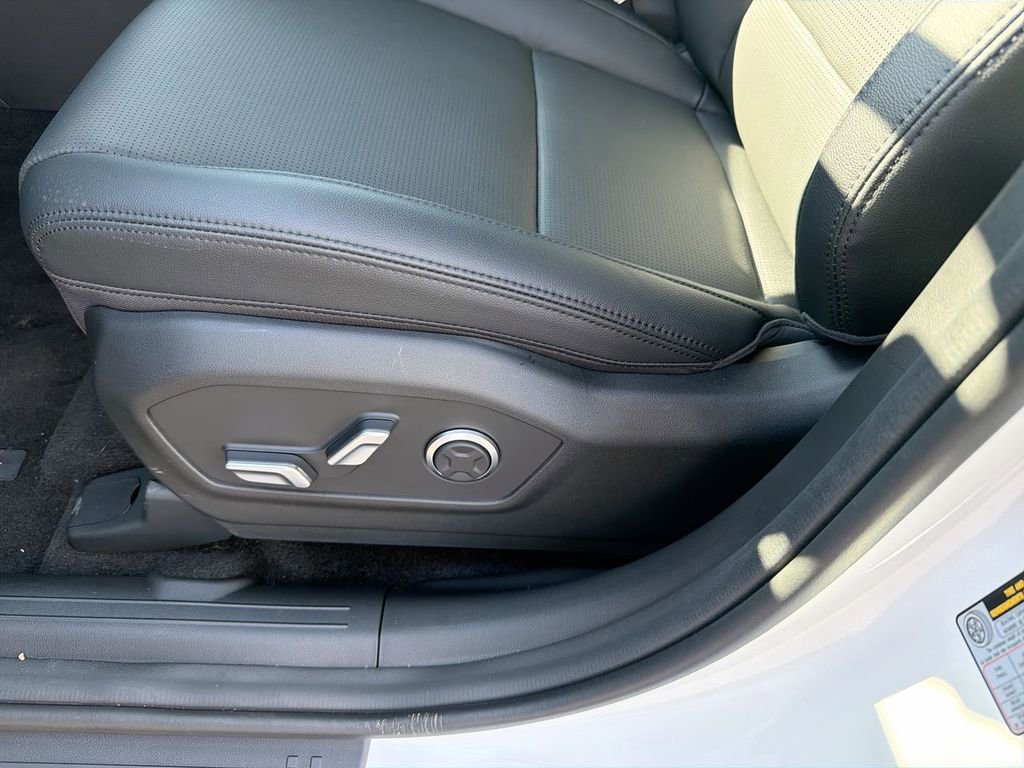 New 2026 Hyundai Santa Fe Limited image 18
