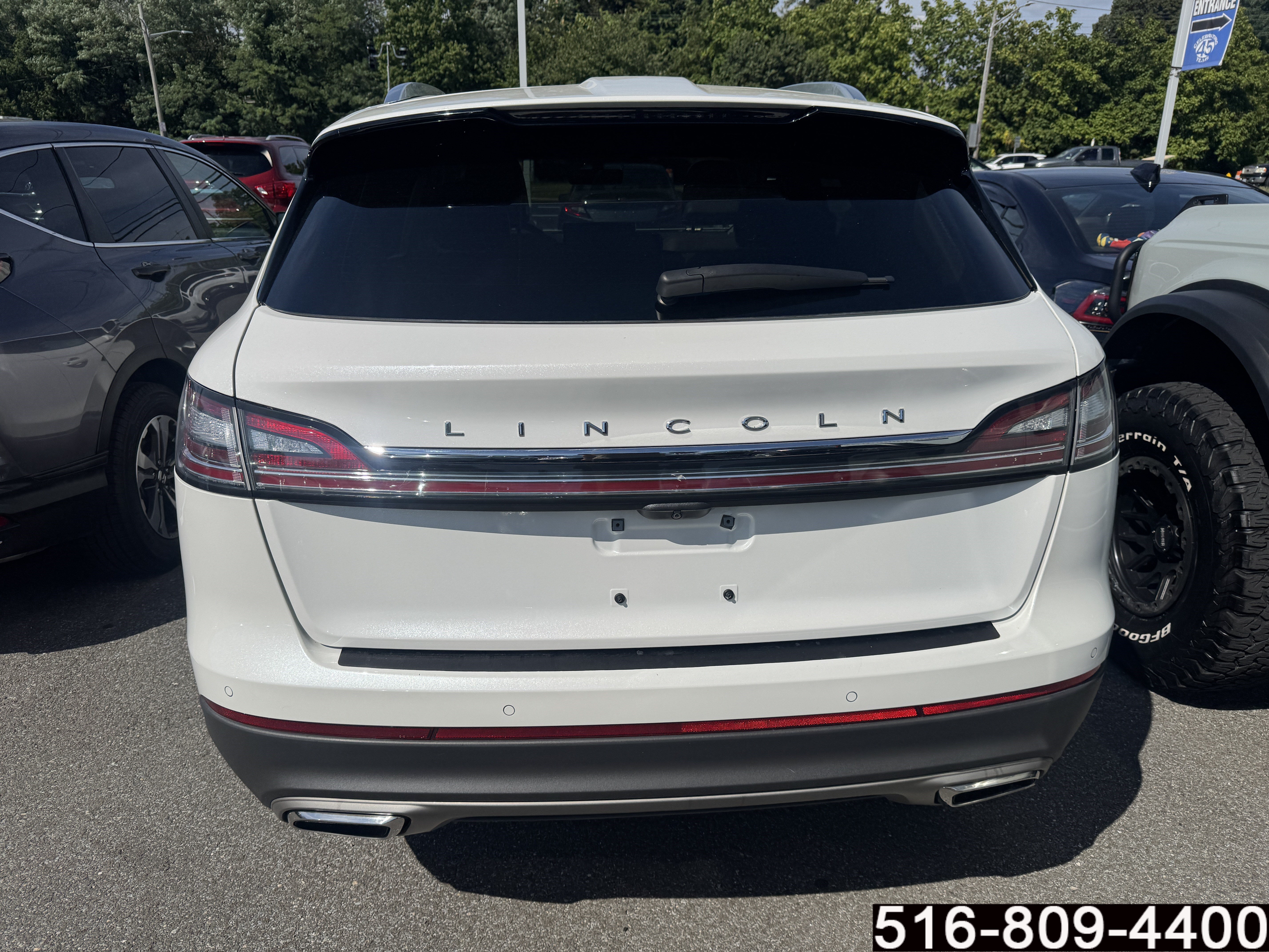 Used 2023 Lincoln Nautilus Reserve AWD/4WD image 6