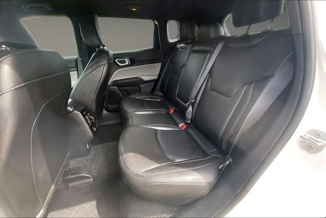 Used 2025 Jeep Compass Limited AWD/4WD image 24