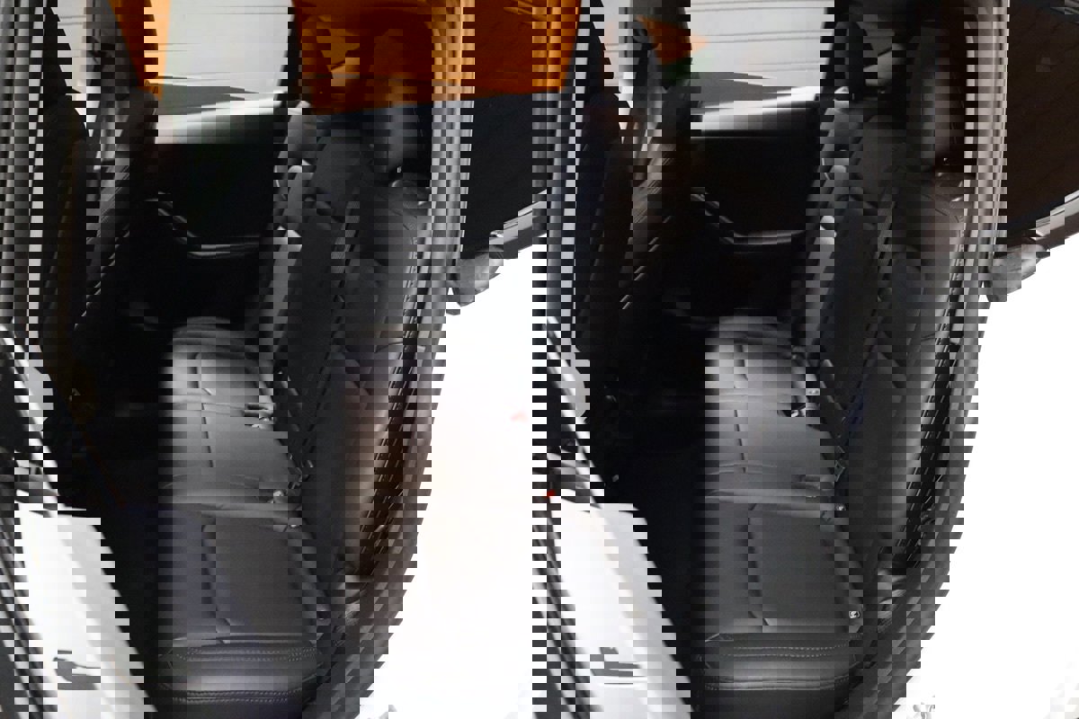 Used 2023 Tesla Model Y Long Range image 45