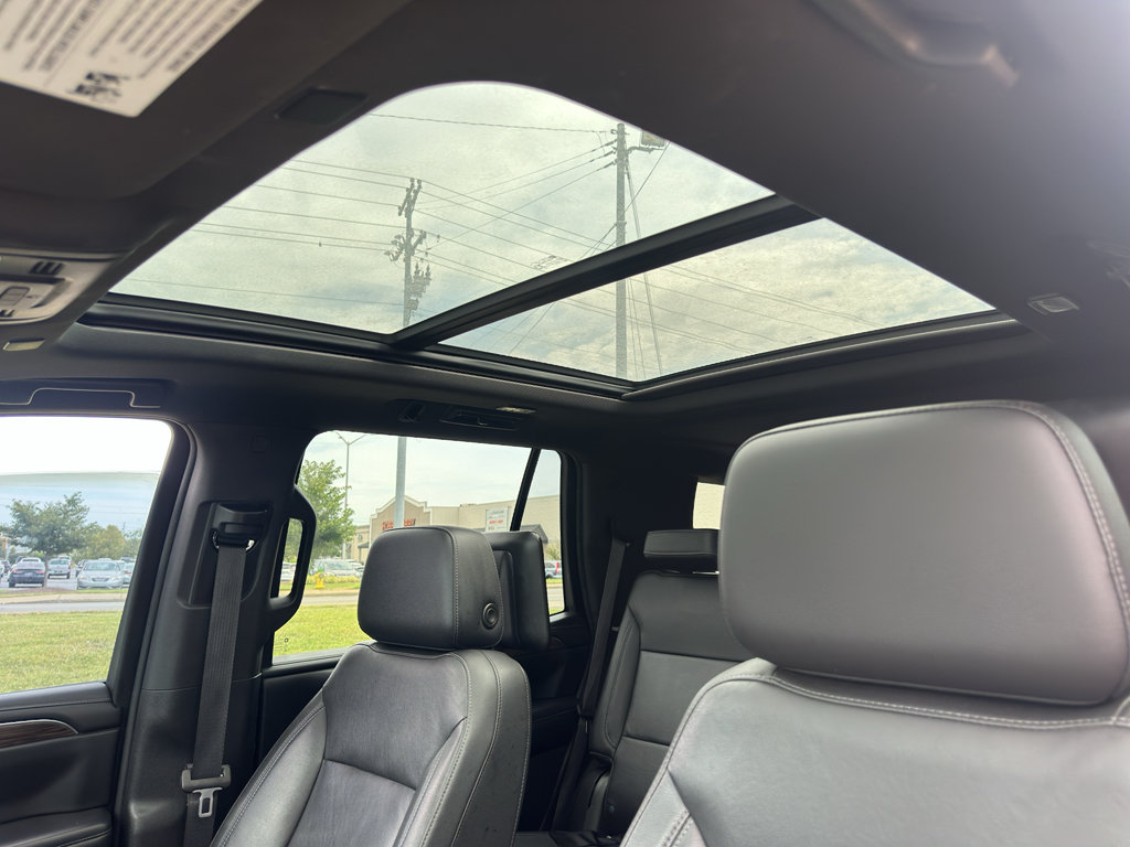 Used 2021 Chevrolet Tahoe Z71 w/ Z71 Signature Package AWD/4WD image 31