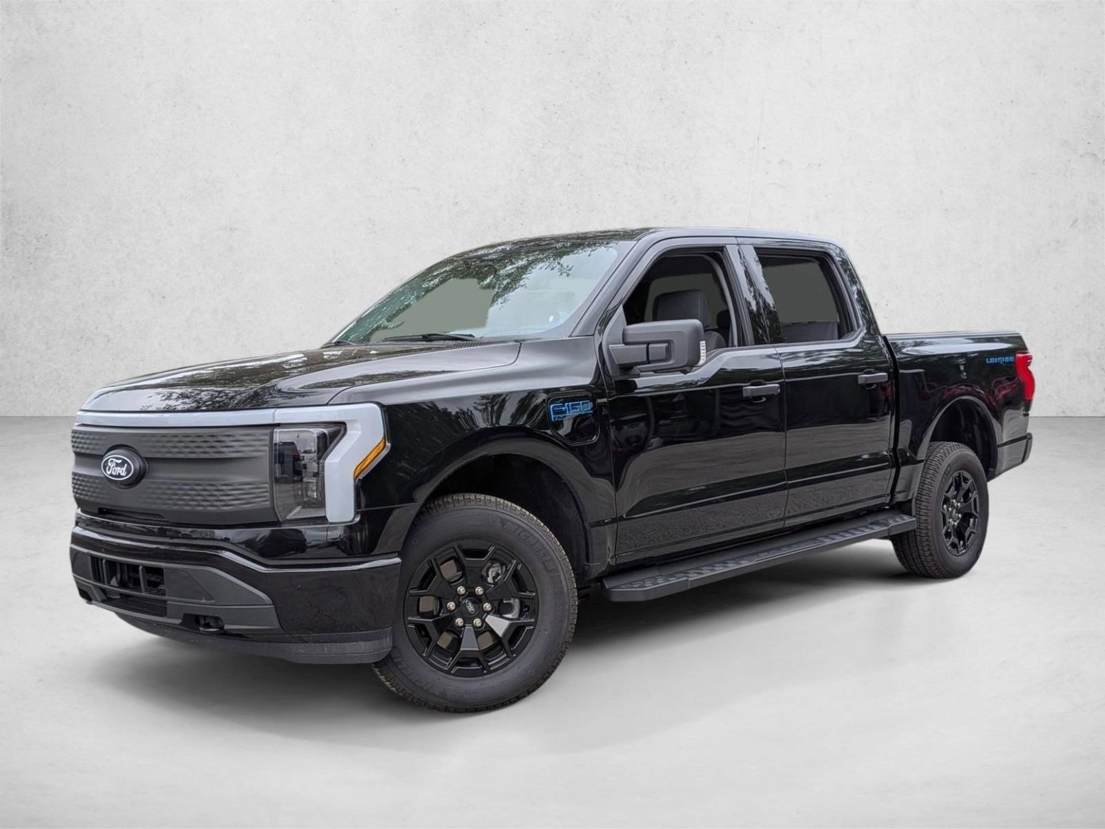 Used 2025 Ford F150 Lightning XLT AWD/4WD image 1