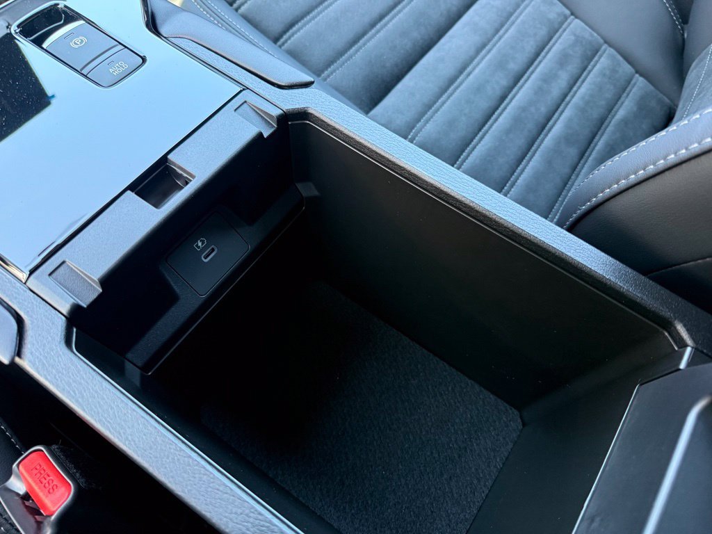 New 2026 Mitsubishi Outlander LE FWD image 29