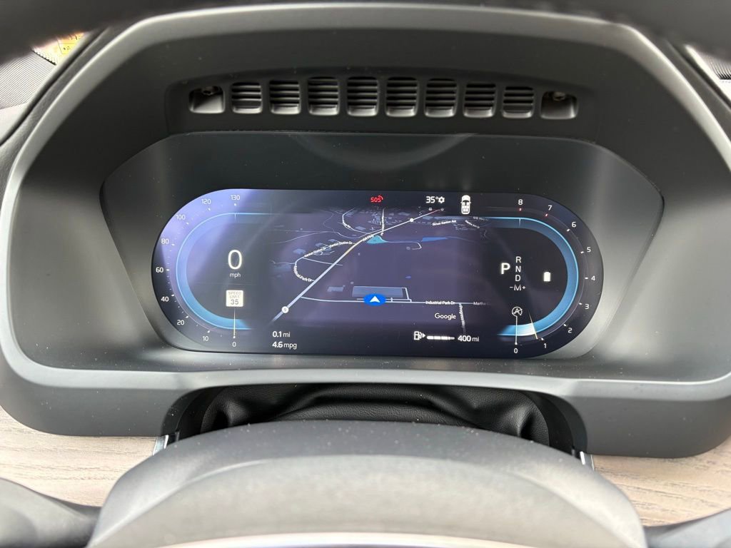 Used 2025 Volvo XC90 B6 Plus image 31