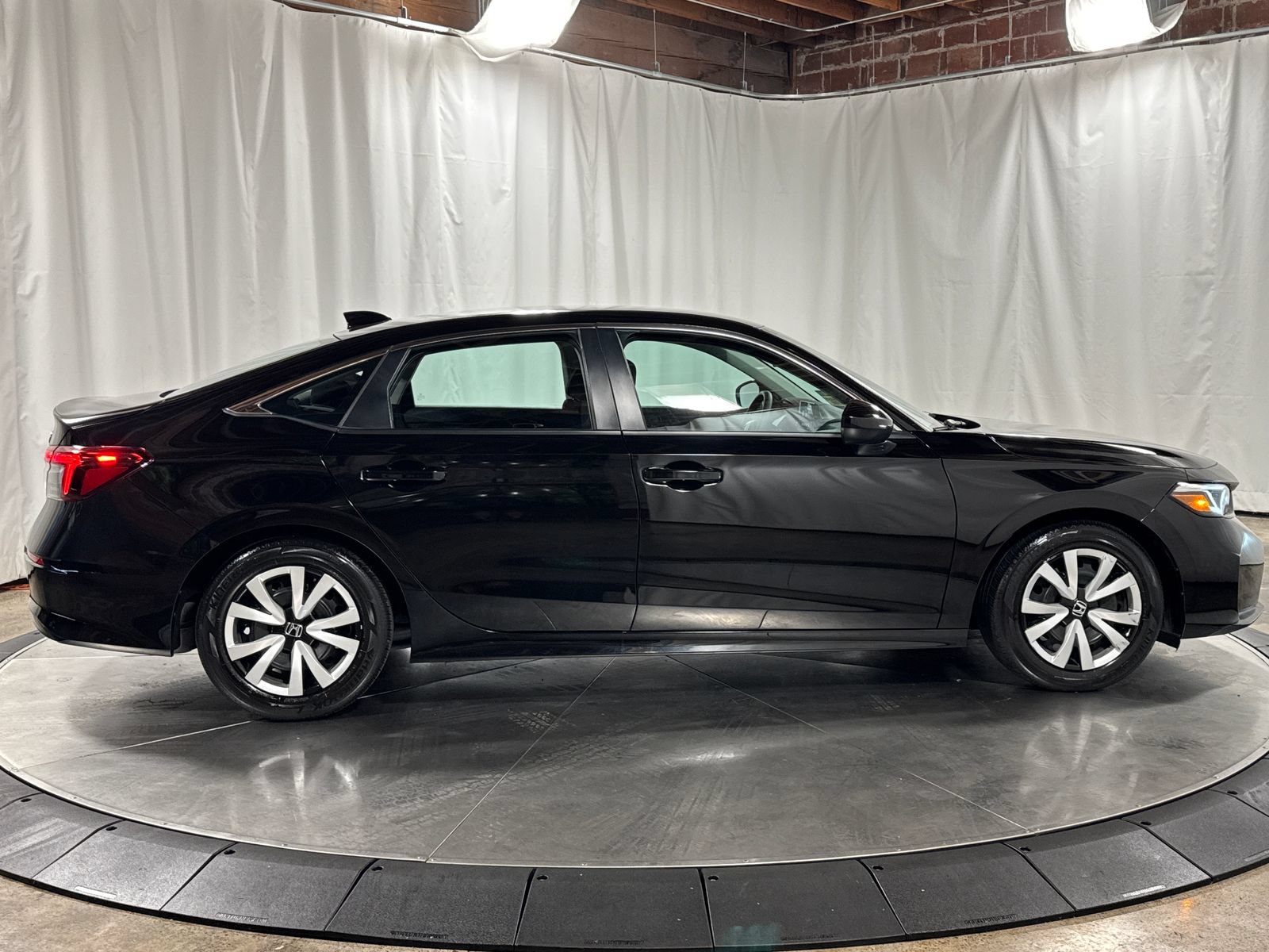 Used 2025 Honda Civic LX image 6