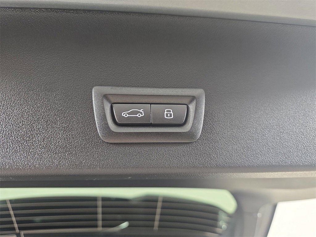 New 2026 BMW X3 xDrive30 w/ Premium Package image 13