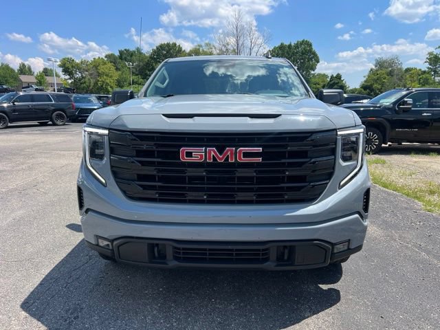 Used 2024 GMC Sierra 1500 Elevation AWD/4WD image 2