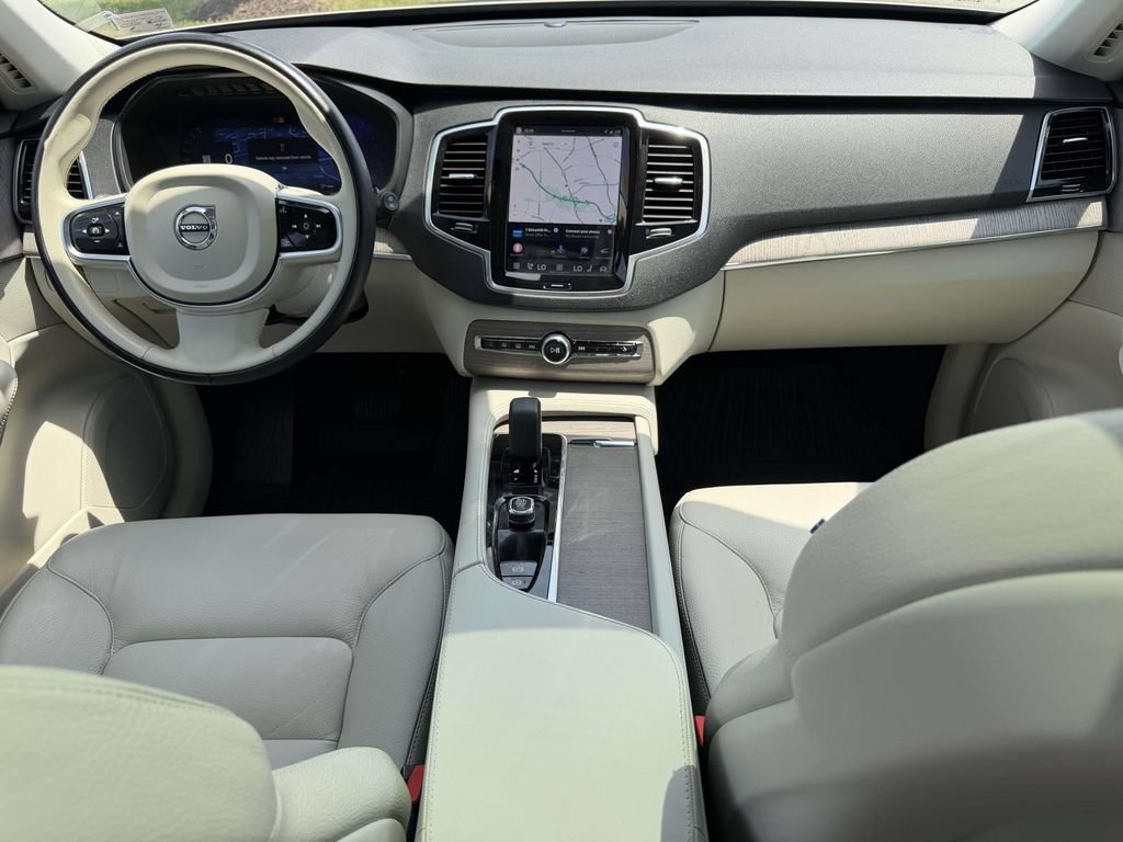 Used 2024 Volvo XC90 B6 Plus w/ Protection Package Premier AWD/4WD image 2