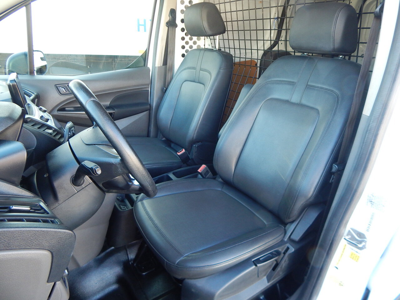 Used 2020 Ford Transit Connect XL image 16