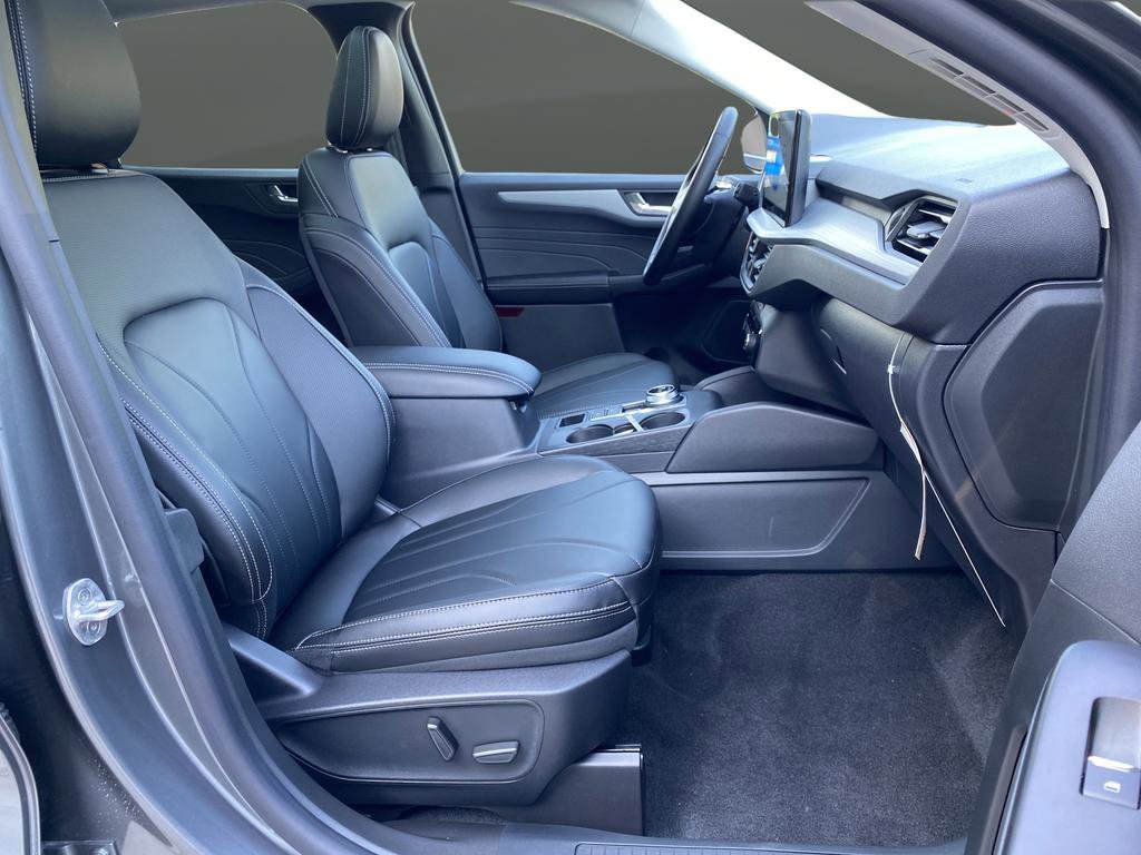 New 2025 Ford Escape Base w/ PHEV Premium Package image 39