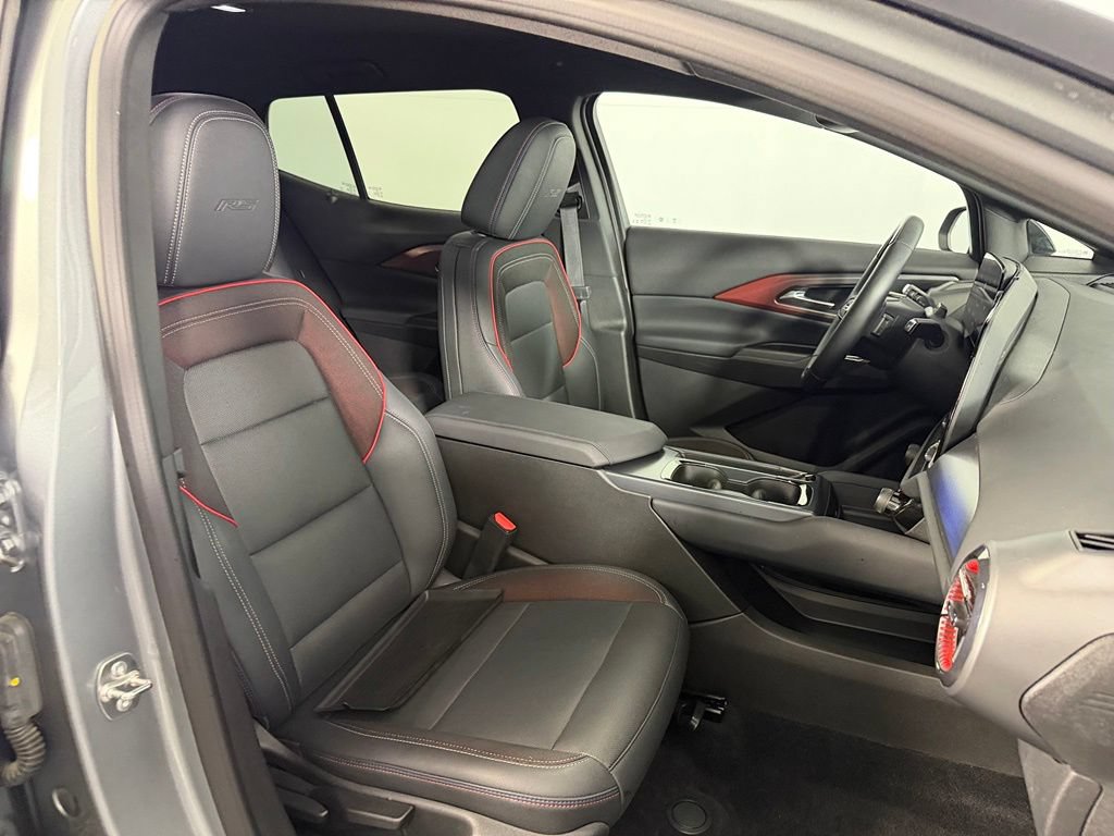 Used 2024 Chevrolet Equinox EV RS FWD image 33