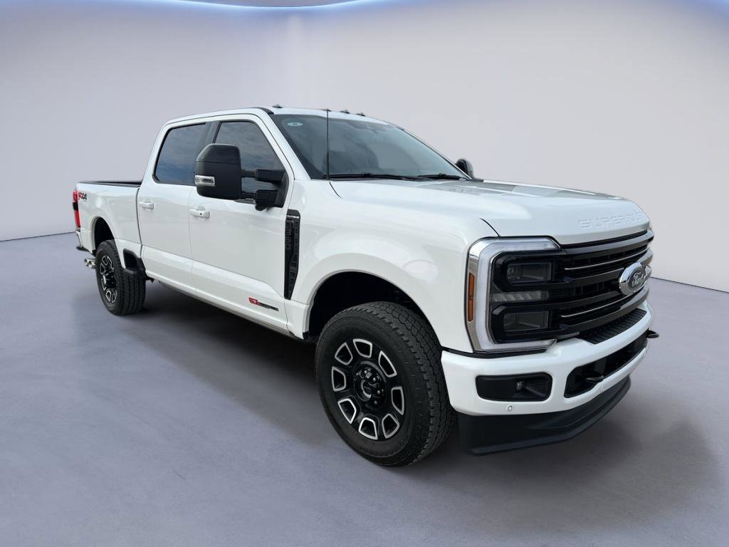 Used 2025 Ford F350 Platinum image 9