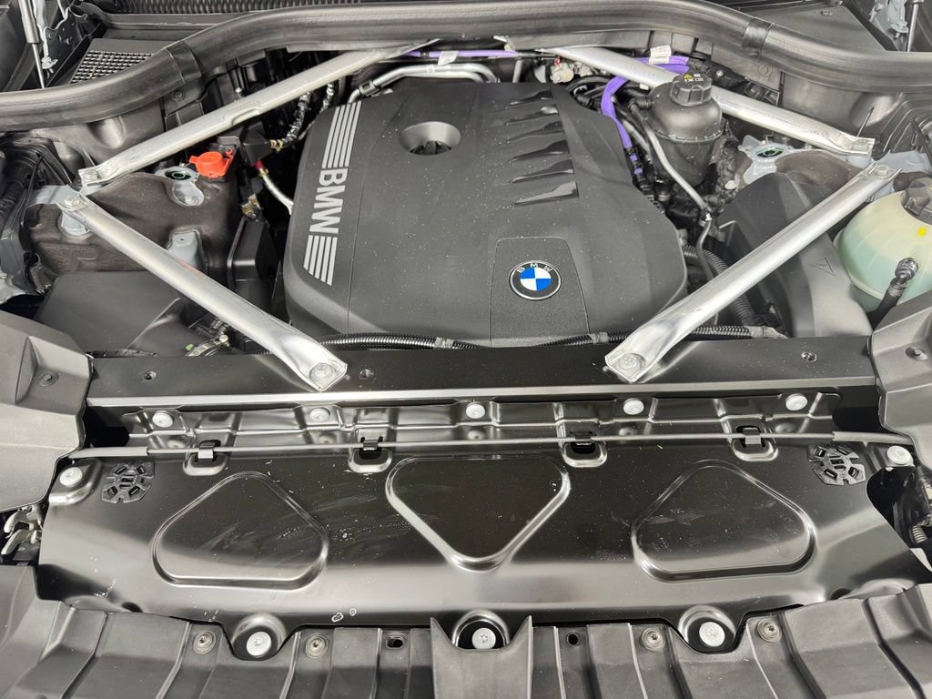 New 2027 BMW X7 xDrive40i w/ M Sport Package AWD/4WD image 9