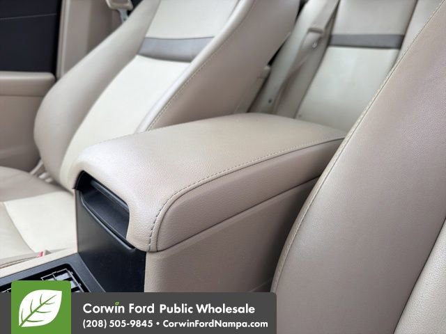 Used 2014 Toyota Camry XLE w/ Leather Package FWD image 22