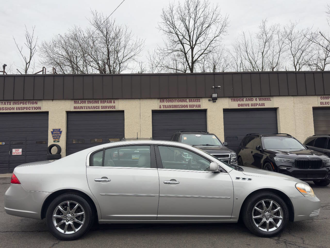 Used 2007 Buick Lucerne CXL w/ Luxury Package FWD image 7
