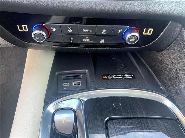 Used 2023 Buick Enclave Essence w/ Sport Touring Edition FWD image 24