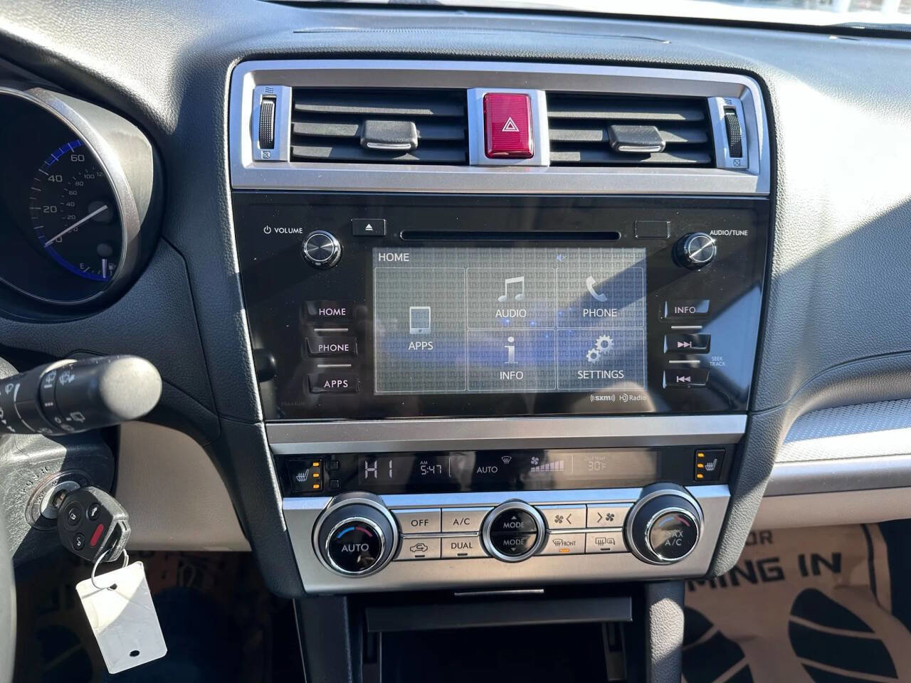 Used 2015 Subaru Outback 2.5i Premium image 18