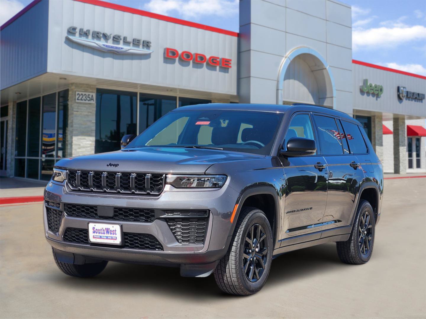 New 2026 Jeep Grand Cherokee L 4WD image 2