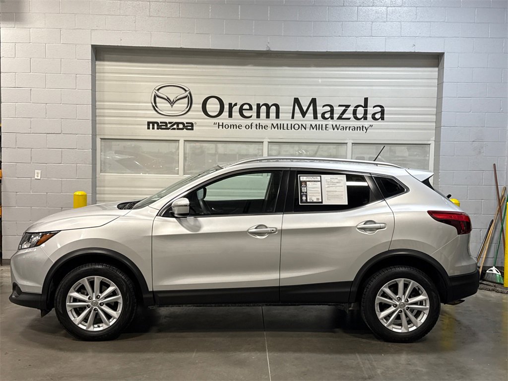 Used 2017 Nissan Rogue Sport SV image 28