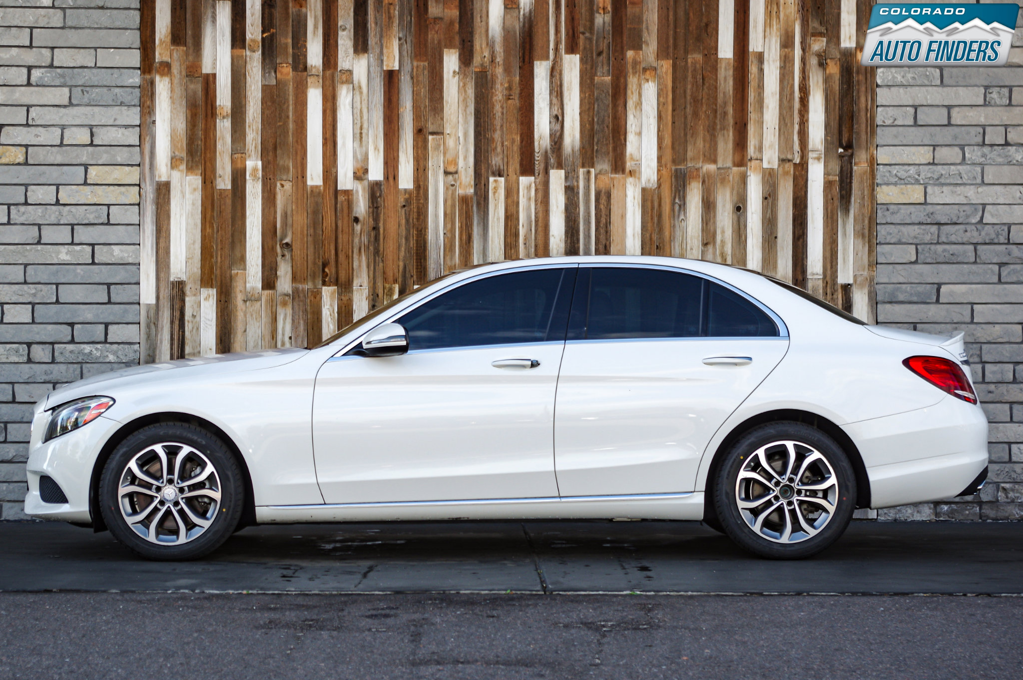 Used 2017 Mercedes-Benz C 300 4MATIC Sedan image 3