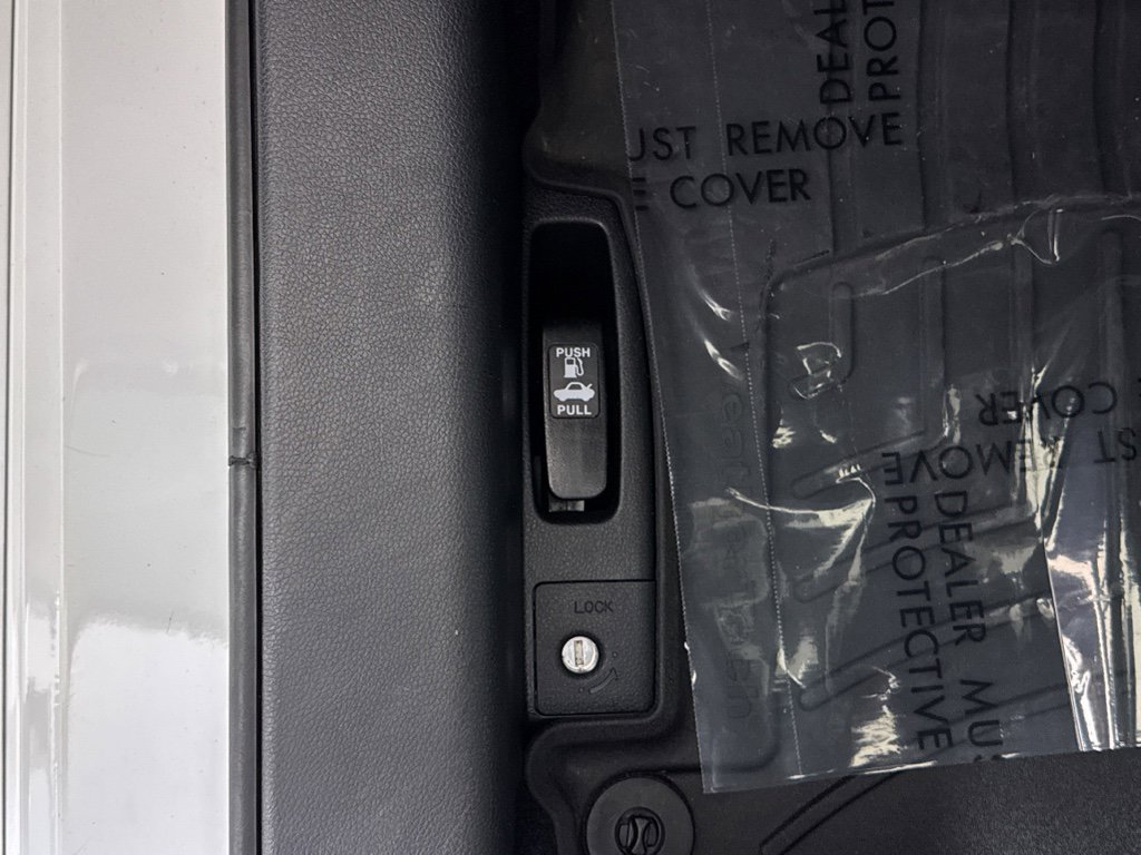 Used 2016 Honda Accord Sport image 25