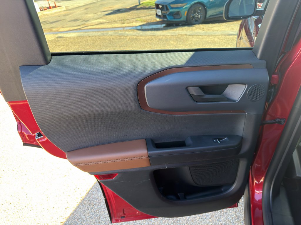 Used 2021 Ford Bronco Sport Outer Banks w/ Outer Banks Package image 17