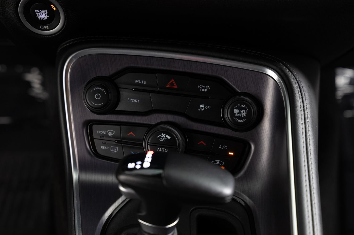 Used 2018 Dodge Challenger SXT RWD image 24