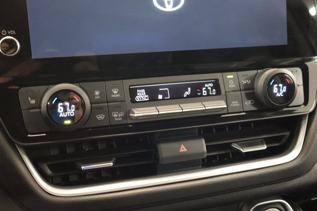 Certified 2024 Toyota Grand Highlander XLE image 20