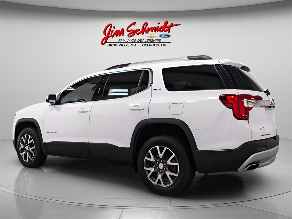 Used 2023 GMC Acadia SLE w/ Driver Convenience Package image 4