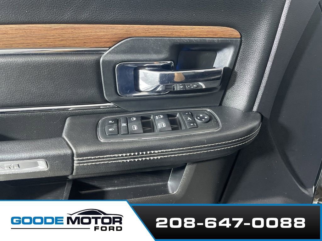 Used 2018 RAM 3500 Laramie w/ Cold Weather Group AWD/4WD image 9